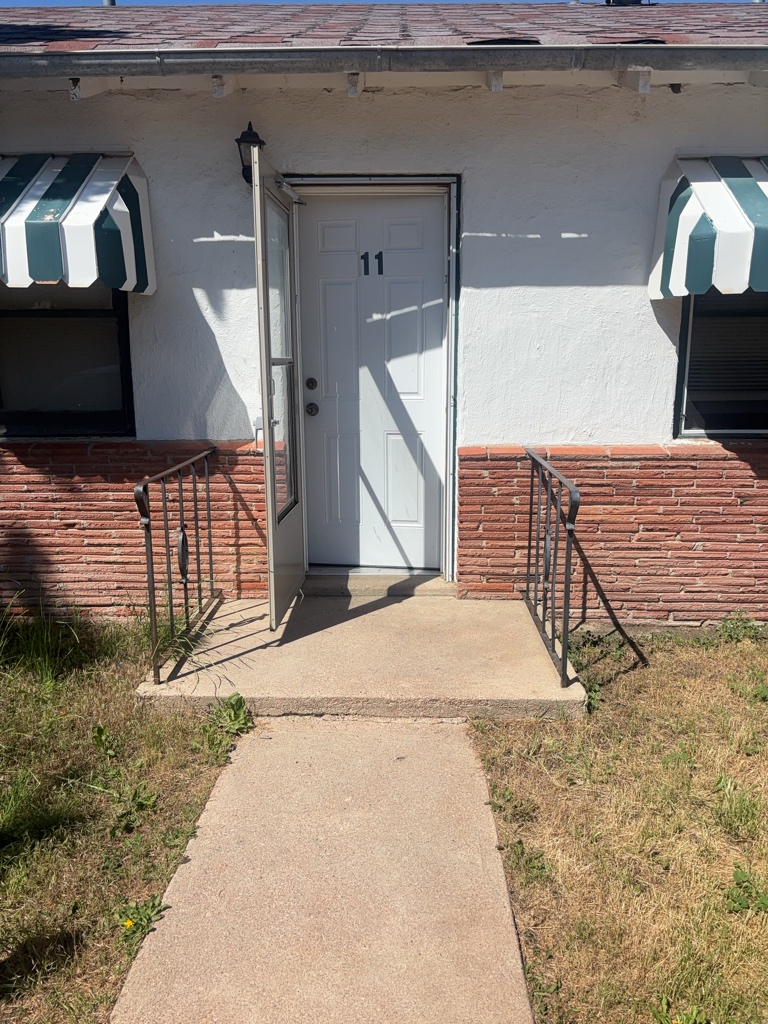 1322 West 17th Street - 11